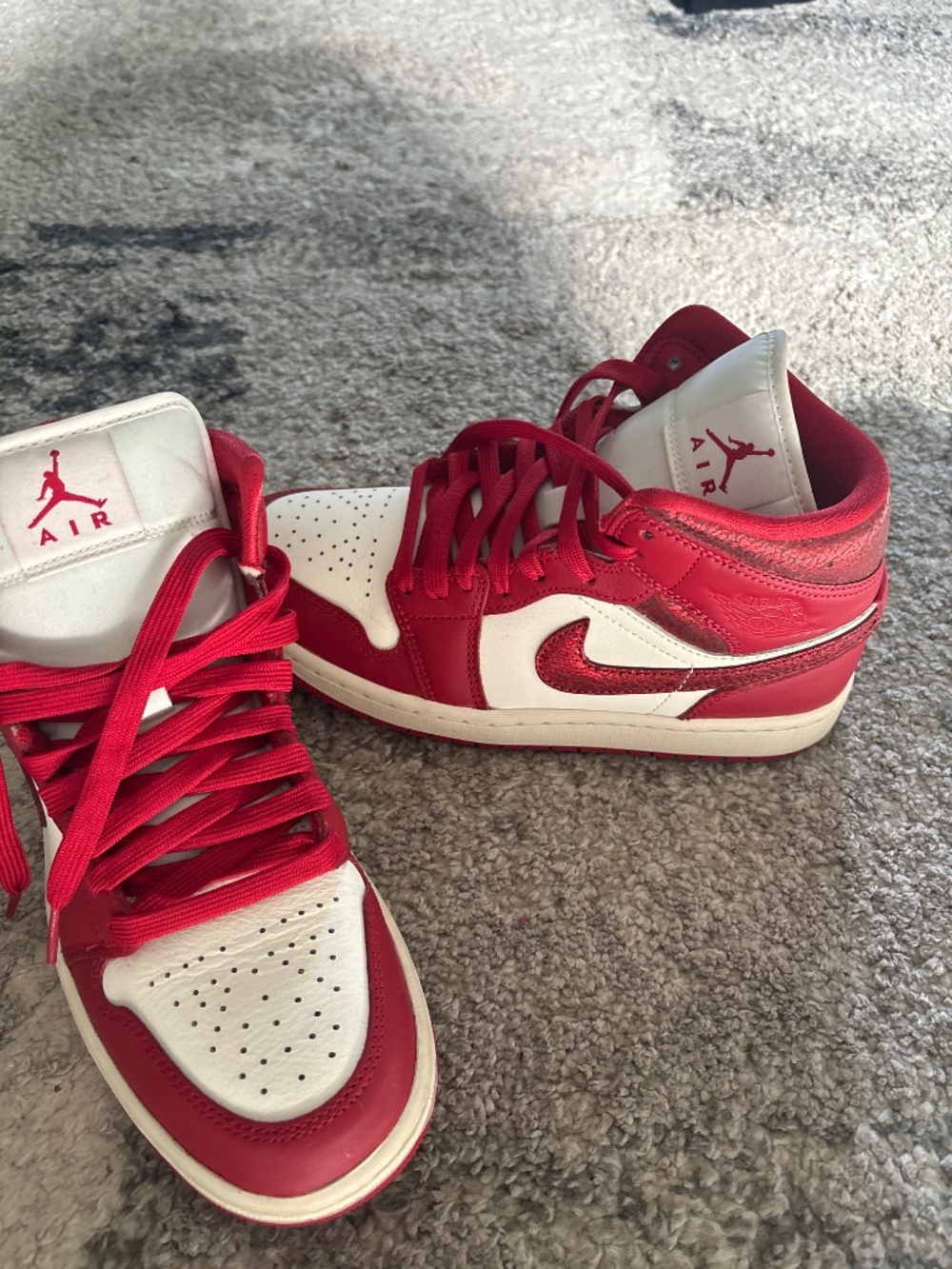Nike Jordan - Picture 2 of 2